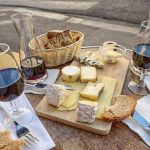 Essen Trinken Frankreich Käse Wein Brot