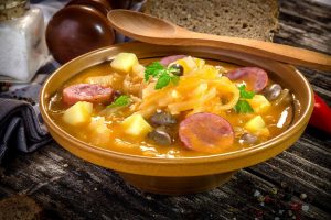 Jota traditionelles slowenisches Essen